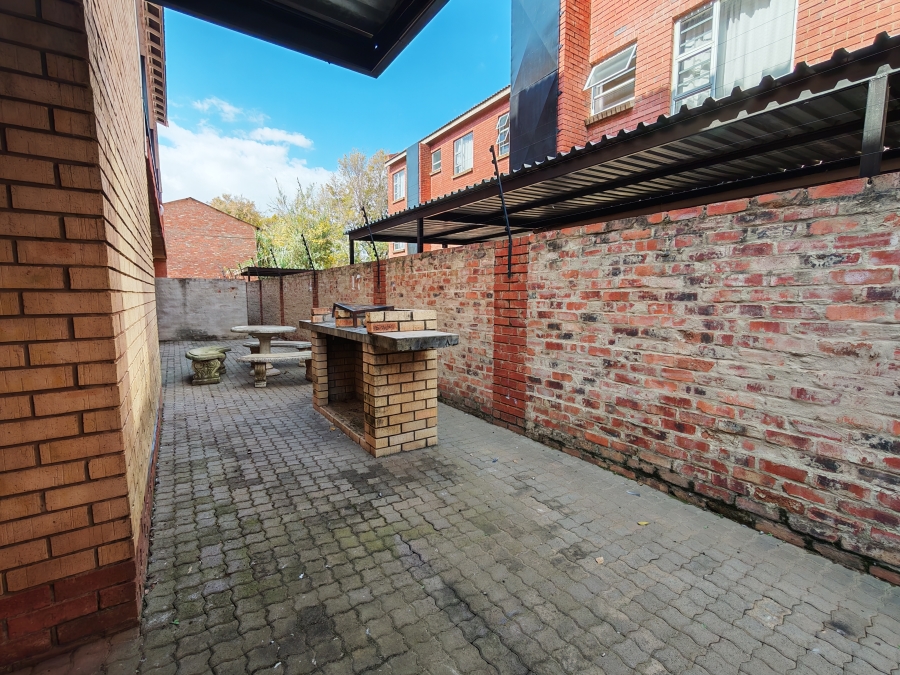 1 Bedroom Property for Sale in Die Bult North West